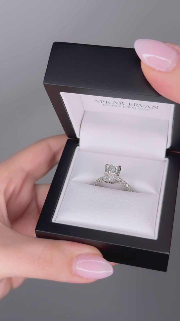 Phoebe - 3CT Radiant Lab Diamond